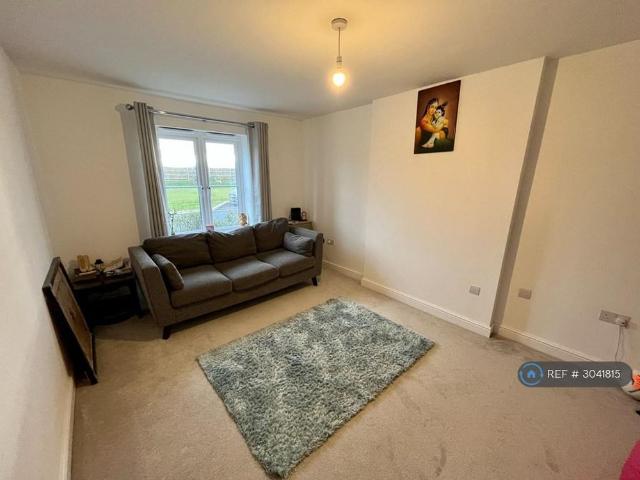 3 bedroom detached house to rent
