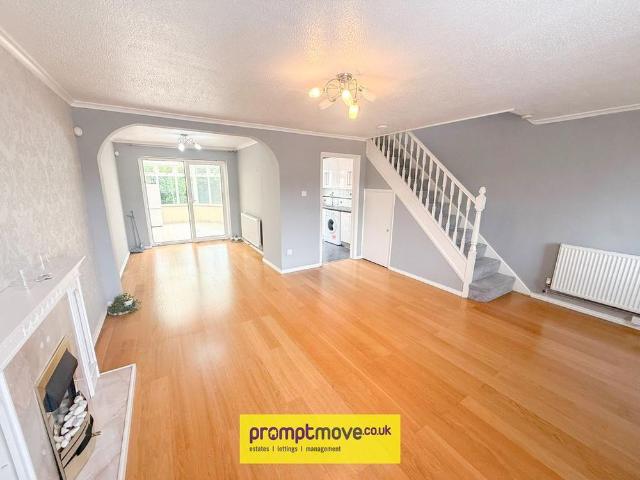 3 bedroom detached house to rent