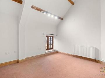 House for rent in Burhill - Garden, Equipped kitchen