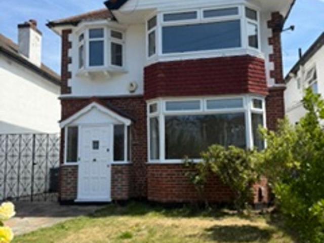 3 bedroom detached house to rent