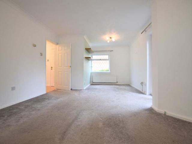 3 bedroom detached house to rent