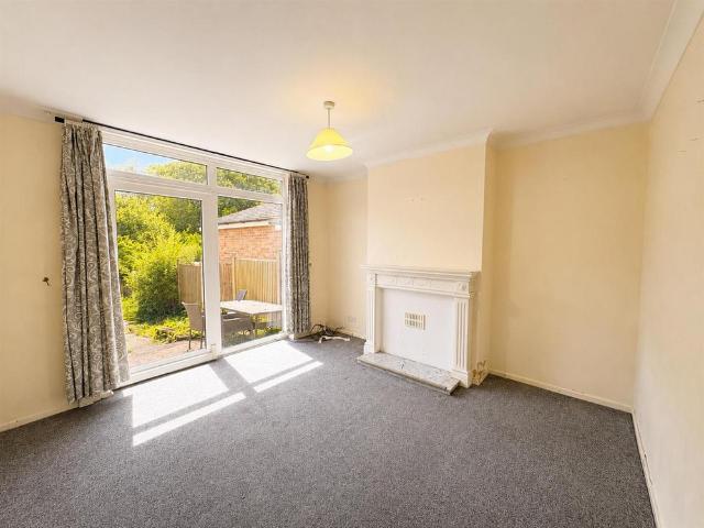 3 bedroom detached house to rent