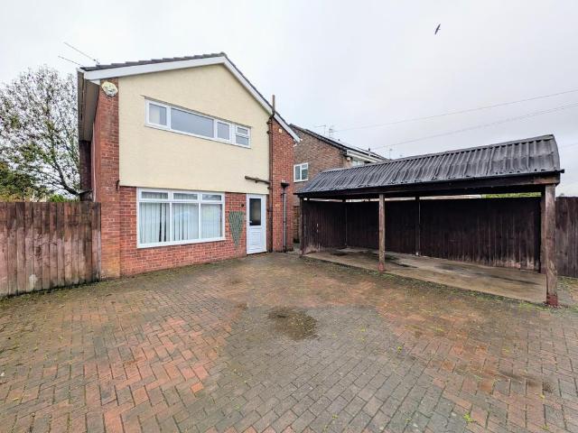 3 bedroom detached house to rent