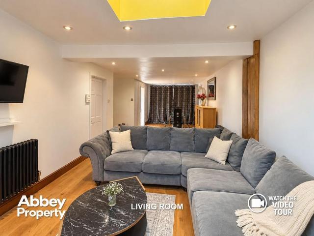 3 bedroom detached house to rent