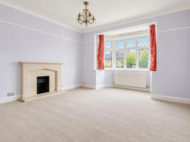 3 bedroom detached house to rent