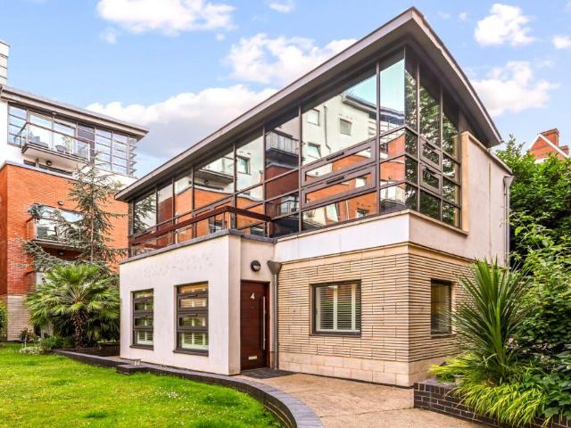 3 bedroom detached house to rent