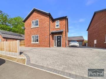 3 bedroom detached house to rent