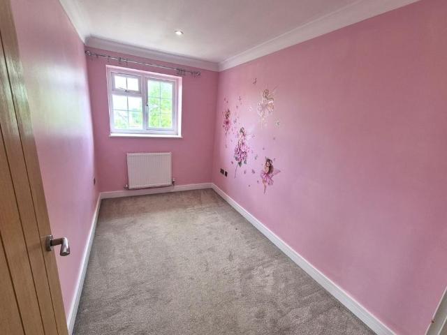 3 bedroom detached house to rent