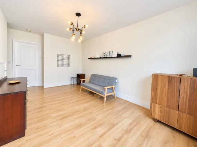 3 bedroom detached house to rent
