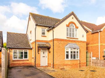 3 bedroom detached house to rent