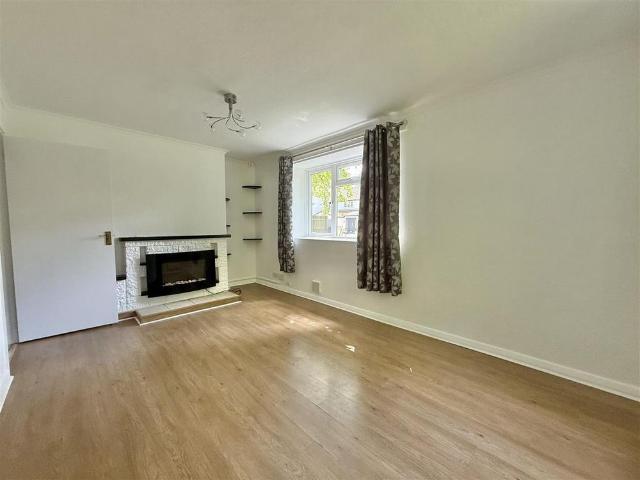 3 bedroom detached house to rent