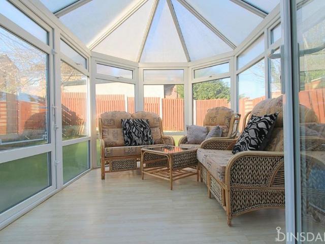 3 bedroom detached house to rent