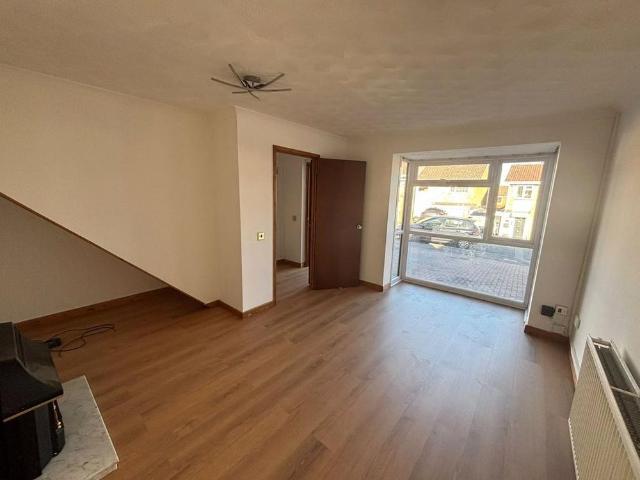 3 bedroom detached house to rent