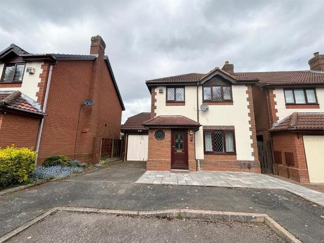 3 bedroom detached house to rent