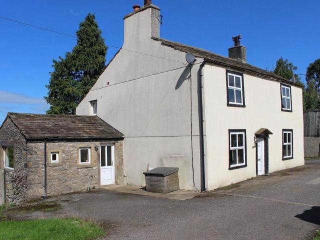 3 bedroom detached house to rent