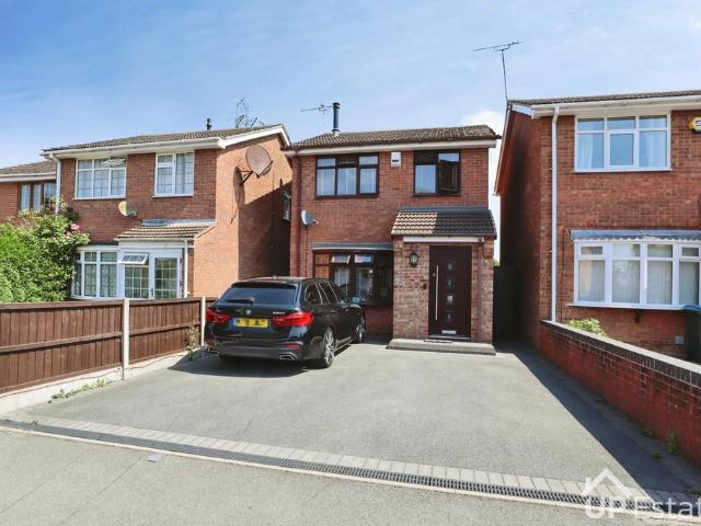 3 bedroom detached house to rent