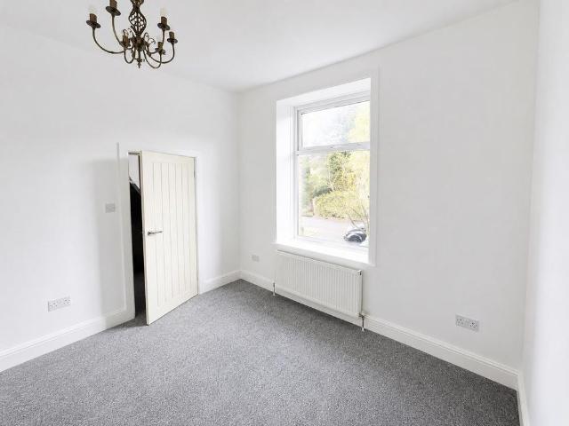 3 bedroom detached house to rent