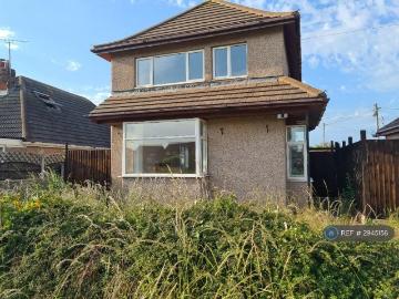 3 bedroom detached house to rent