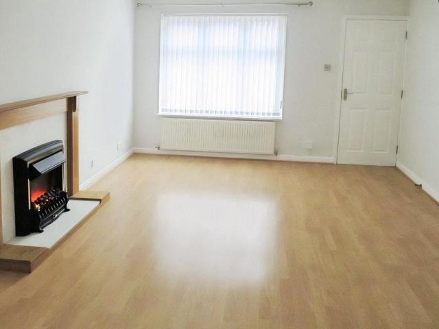3 bedroom detached house to rent