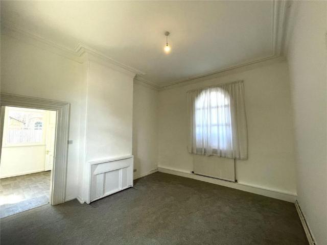 3 bedroom detached house to rent