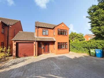 3 bedroom detached house to rent