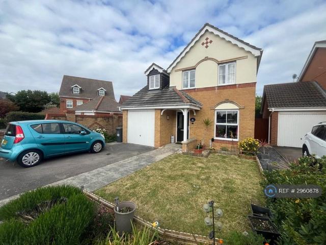 3 bedroom detached house to rent