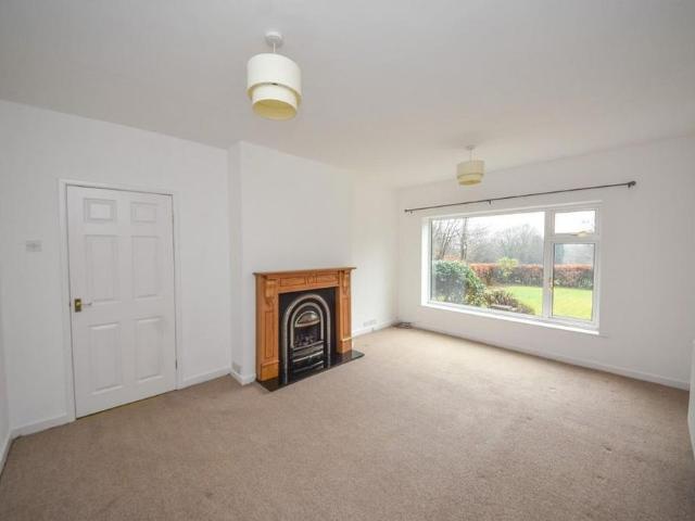 3 bedroom detached house to rent