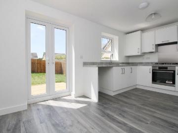 3 bedroom detached house to rent