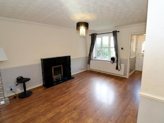 3 bedroom detached house to rent