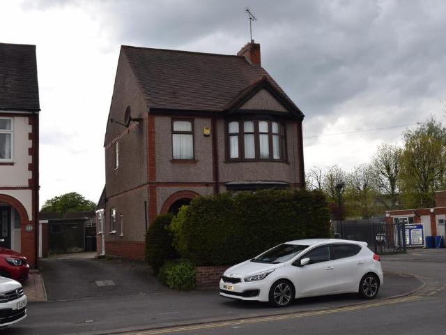 3 bedroom detached house to rent