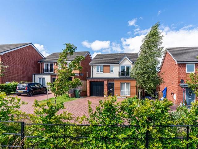 3 bedroom detached house to rent