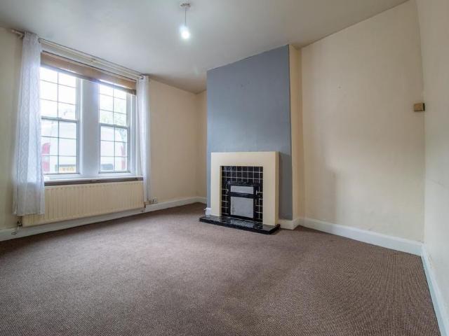 3 bedroom detached house to rent
