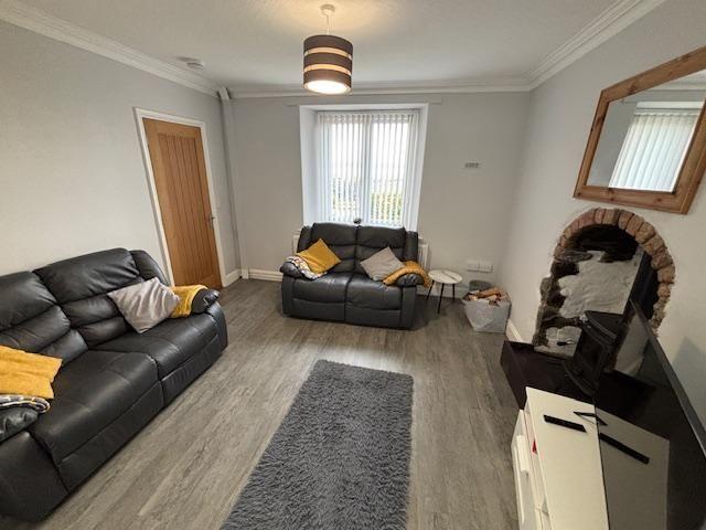 3 bedroom detached house to rent
