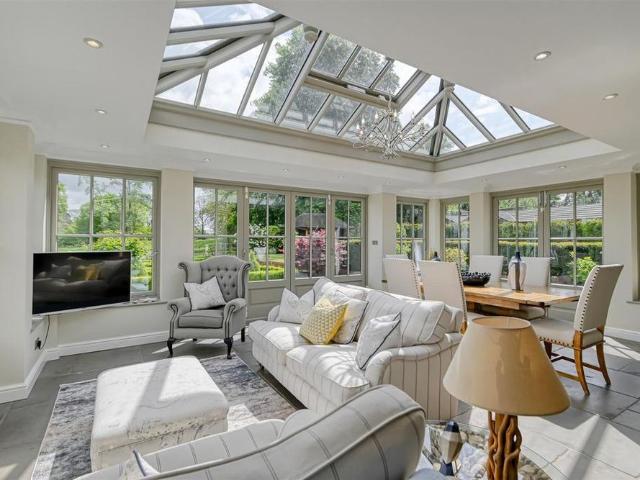 3 bedroom detached house to rent
