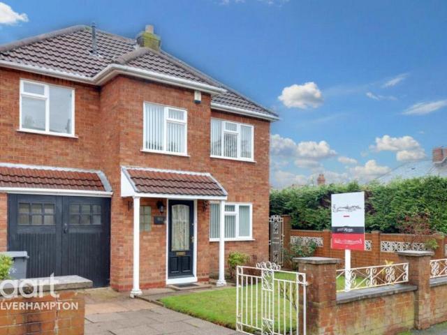 3 bedroom detached house to rent