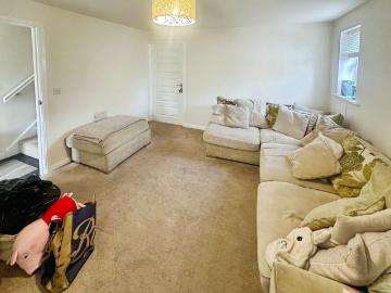 3 bedroom detached house to rent