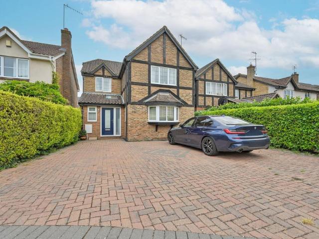 3 bedroom detached house to rent