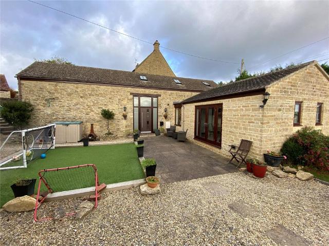 3 bedroom detached house to rent