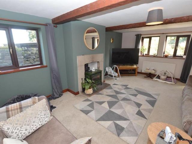 3 bedroom detached house to rent
