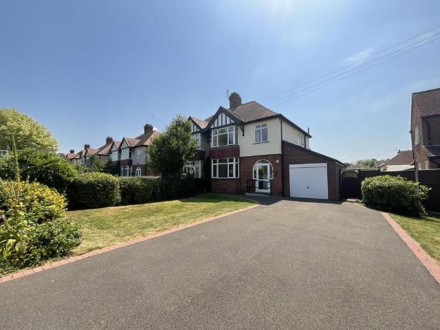3 bedroom detached house to rent