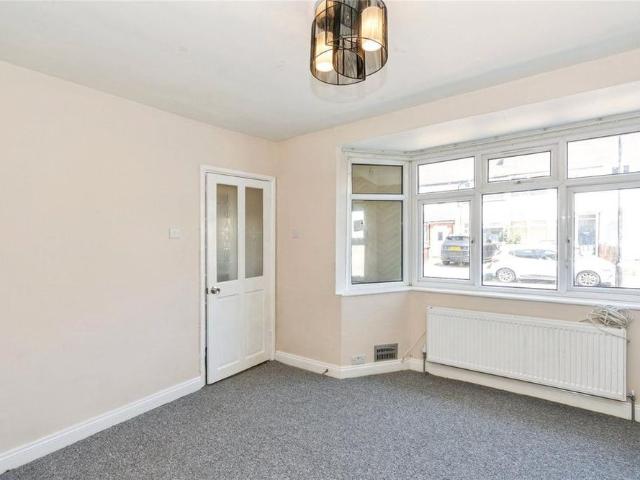 3 bedroom detached house to rent