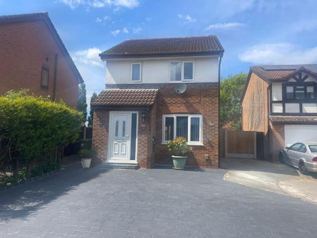 3 bedroom detached house to rent