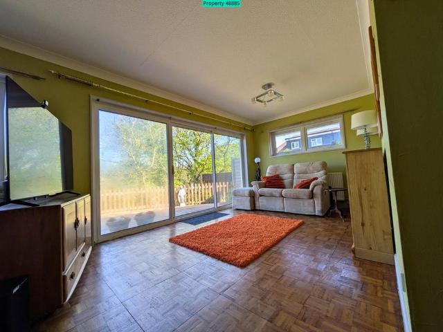 3 bedroom detached house to rent