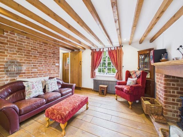 3 bedroom detached house to rent