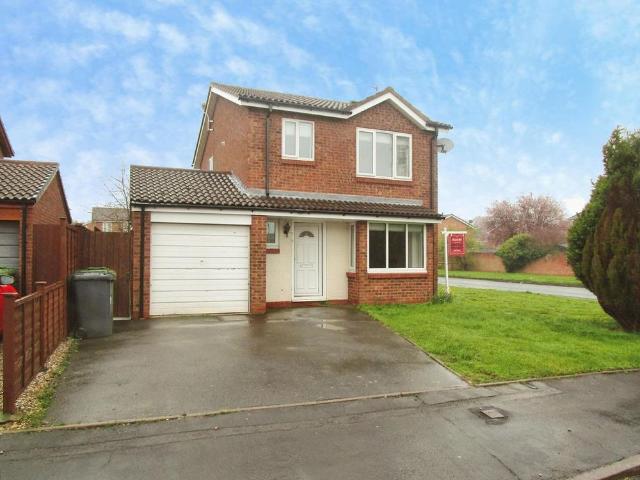 3 bedroom detached house to rent