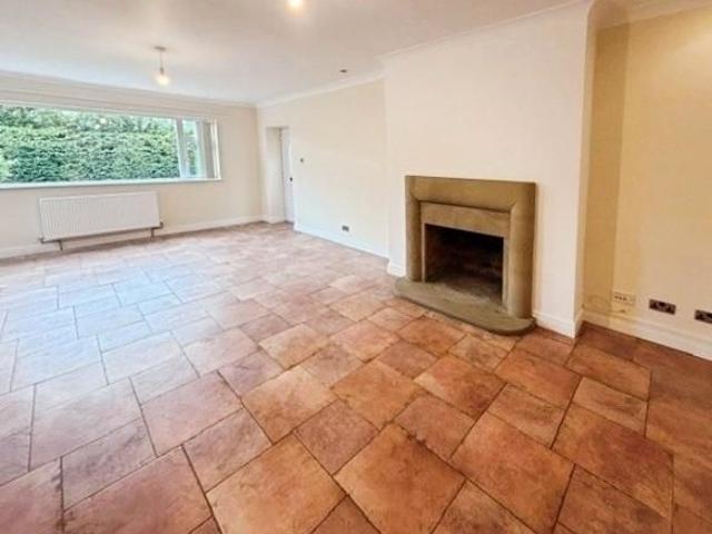3 bedroom detached house to rent