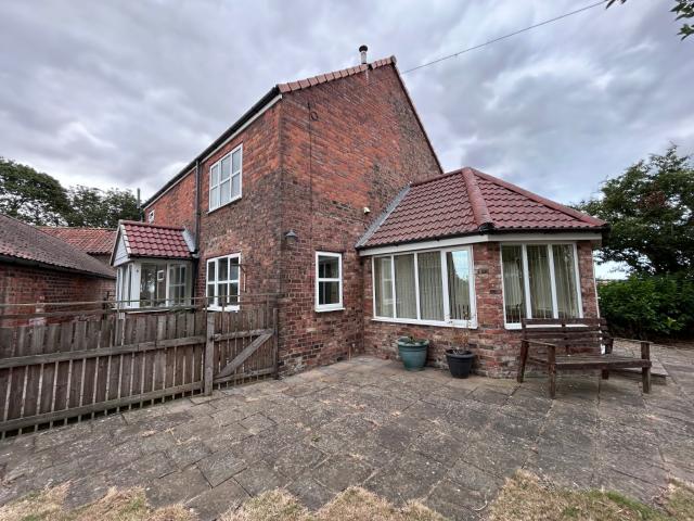 3 bedroom detached house to rent