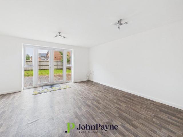 3 bedroom detached house to rent
