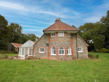 Breckland, East of England - Equipped kitchen