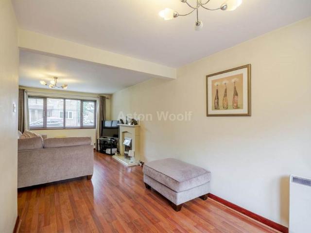 3 bedroom detached house to rent